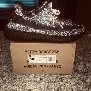 Adidas Yeezy 350 Blk/Blk-Red sz 10.5 (R)